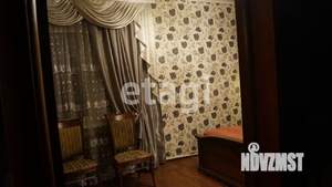 Дом 250м², 3-этажный, участок 6 сот.