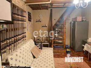 Дом 63м², 2-этажный, участок 10 сот.