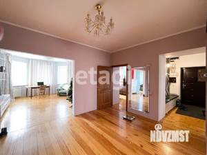 Дом 282м², 2-этажный, участок 10 сот.