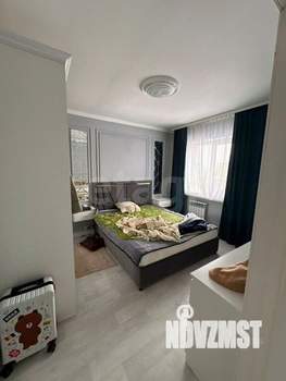 Дом 200м², 3-этажный, участок 6 сот.