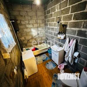 Дом 200м², 2-этажный, участок 10 сот.