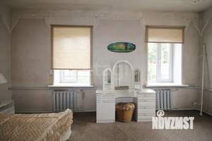 Дом 212м², 2-этажный, участок 6 сот.