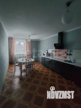 Дом 243м², 2-этажный, участок 6 сот.