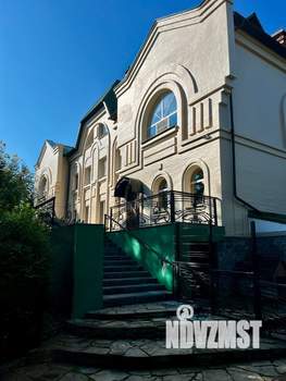 Коттедж 1200м², 3-этажный, участок 38 сот.