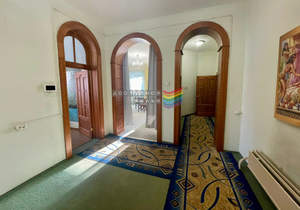 Дом 400м², 3-этажный, на длительный срок, 