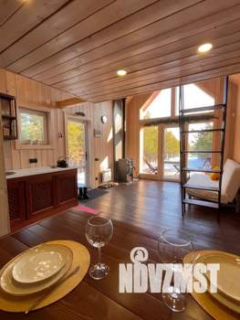 Дом 40м&sup2;, 2-этажный, посуточно, 