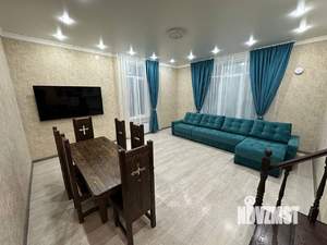 Дом 224м&sup2;, 3-этажный, посуточно, 