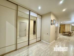 Таунхаус 250м², 2-этажный, на длительный срок, 