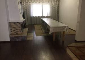 Дом 295м&sup2;, 2-этажный, на длительный срок, 