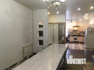 Коттедж 297м&sup2;, 2-этажный, на длительный срок, 