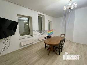 Дом 400м&sup2;, 3-этажный, на длительный срок, 