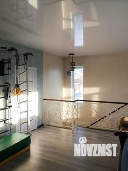 Дом 249м&sup2;, 3-этажный, посуточно, 