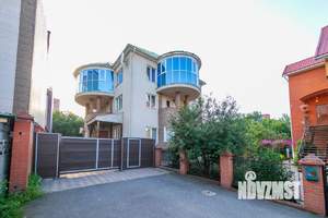 Дом 430м&sup2;, 3-этажный, на длительный срок, 