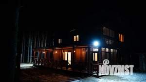 Дом 300м&sup2;, 2-этажный, посуточно, 