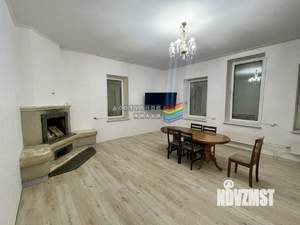 Дом 400м&sup2;, 3-этажный, на длительный срок, 