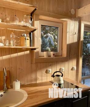 Дом 40м&sup2;, 2-этажный, посуточно, 