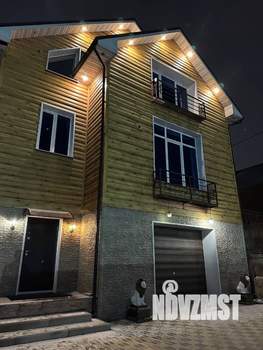 Дом 224м&sup2;, 3-этажный, посуточно, 