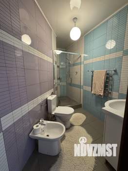 Дом 490м&sup2;, 3-этажный, посуточно, 