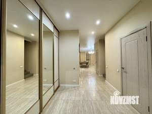 Таунхаус 250м², 2-этажный, на длительный срок, 