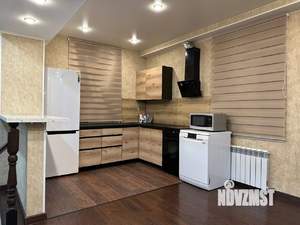 Дом 224м&sup2;, 3-этажный, посуточно, 