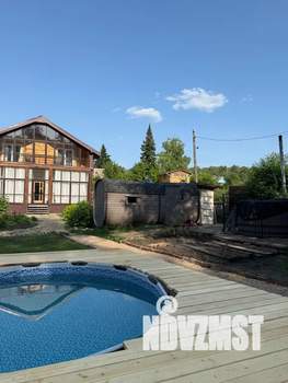 Дом 200м&sup2;, 2-этажный, посуточно, 