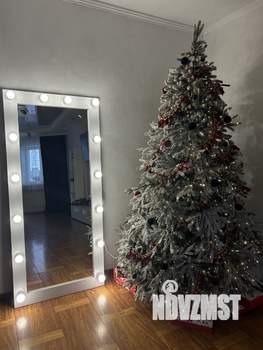 Дом 300м&sup2;, 2-этажный, посуточно, 