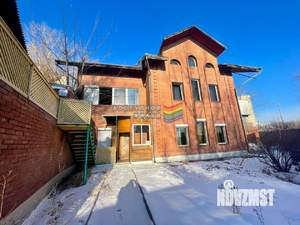 Дом 400м&sup2;, 3-этажный, на длительный срок, 