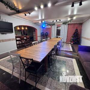 Дом 200м&sup2;, 2-этажный, посуточно, 