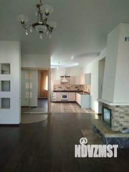 Коттедж 297м&sup2;, 2-этажный, на длительный срок, 