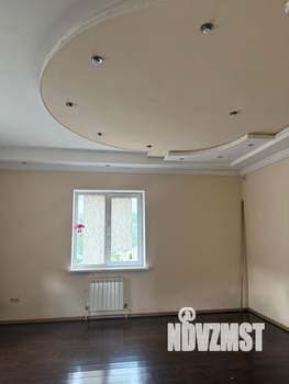 Коттедж 430м², 2-этажный, на длительный срок, 