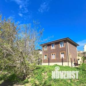 Дом 140м&sup2;, 2-этажный, посуточно, 