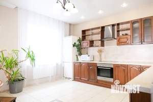 Дом 400м&sup2;, 6-этажный, посуточно, 