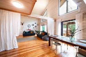 Дом 300м², 2-этажный, посуточно, 