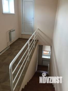 Дом 295м&sup2;, 2-этажный, на длительный срок, 