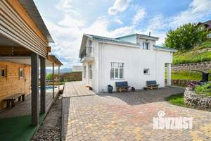 Дом 190м&sup2;, 2-этажный, посуточно, 