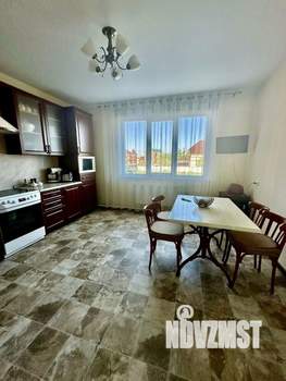 Дом 200м², 2-этажный, участок 14 сот.  