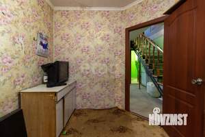 Дом 200м&sup2;, 2-этажный, участок 9 сот.  