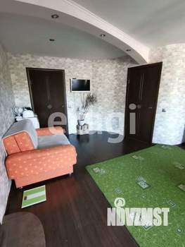 Дом 240м², 2-этажный, участок 7 сот.  
