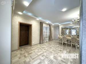 Коттедж 256м², 3-этажный, участок 12 сот.  