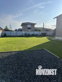 Дом 220м&sup2;, 2-этажный, участок 10 сот.  