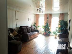 Дом 174м&sup2;, 2-этажный, участок 6 сот.  