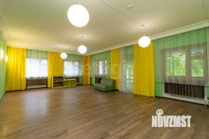 Дом 325м&sup2;, 3-этажный, участок 6 сот.  