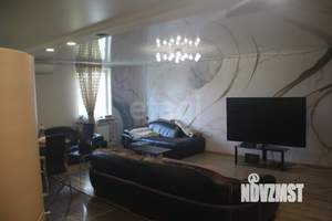 Дом 160м&sup2;, 2-этажный, участок 6 сот.  