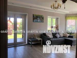 Дом 169м&sup2;, 2-этажный, участок 11 сот.  