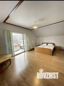 Дом 160м&sup2;, 2-этажный, участок 8 сот.  