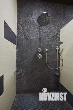 Коттедж 680м², 2-этажный, участок 15 сот.  