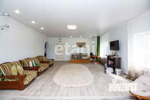 Дом 205м&sup2;, 2-этажный, участок 10 сот.  