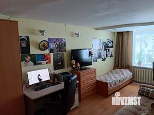 Дом 100м&sup2;, 1-этажный, участок 8 сот.  