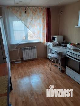 Дом 177м², 2-этажный, участок 14 сот.  