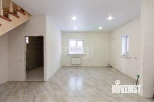 Дом 102м&sup2;, 2-этажный, участок 7 сот.  